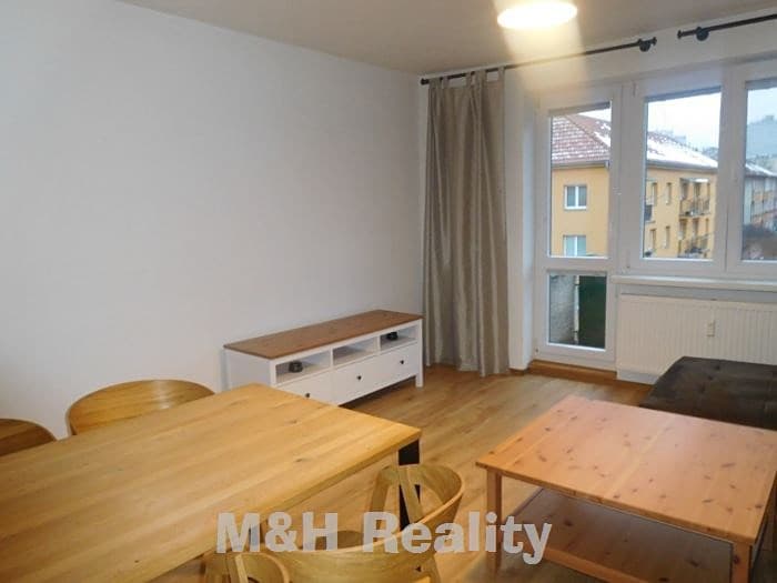 Pronájem bytu 3+kk 60 m²