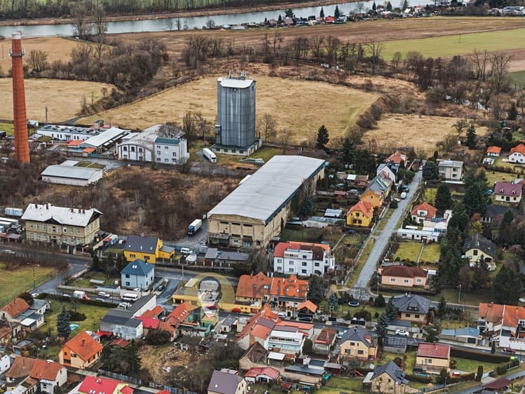 Prodej skladového prostoru 3 457 m²