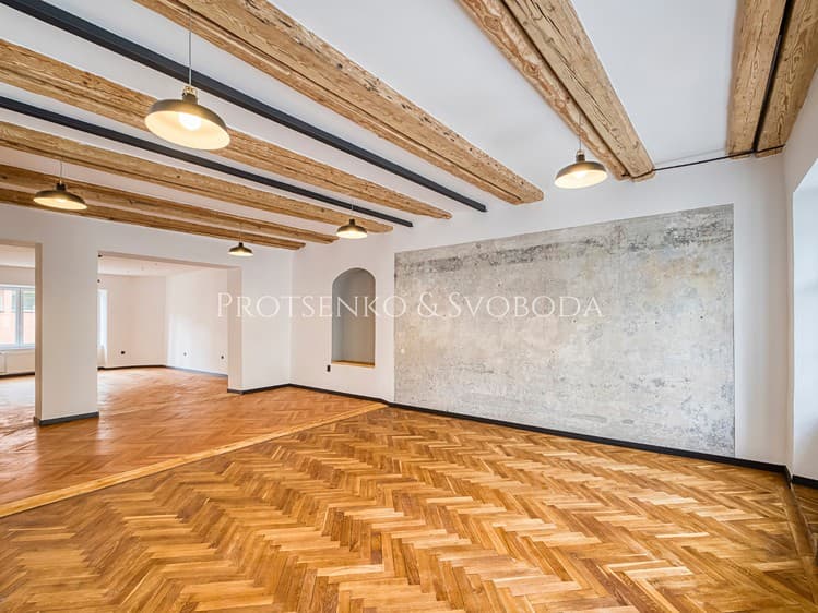 Pronájem kanceláře 127 m²