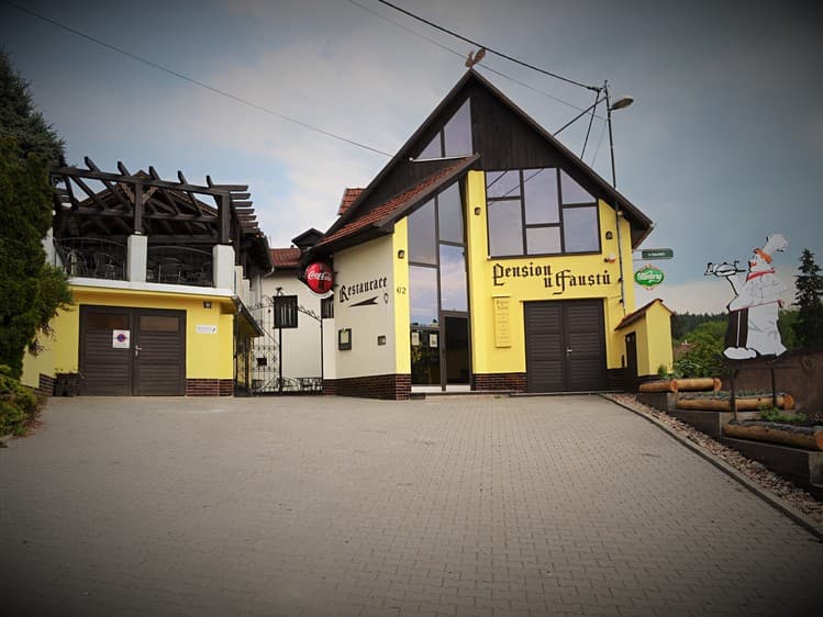 Pronájem restaurace 800 m²