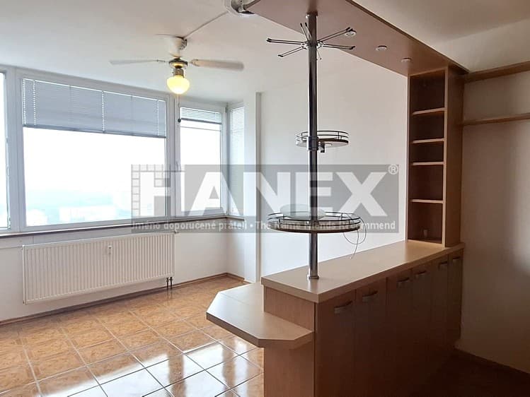 Pronájem bytu 2+kk 33 m²