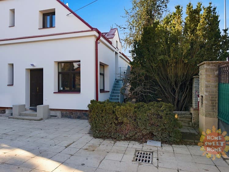 Pronájem bytu 4+kk 71 m²