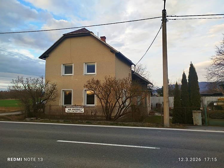 Prodej rodinného domu 114 m², pozemek 2 756 m²