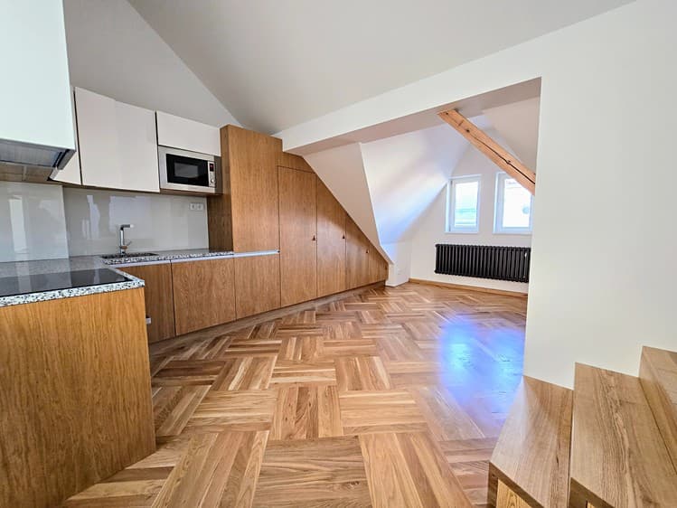 Pronájem bytu 3+kk 85 m² (Mezonet)