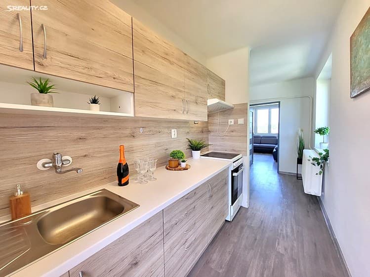Pronájem bytu 3+1 78 m² (Jednopodlažní)