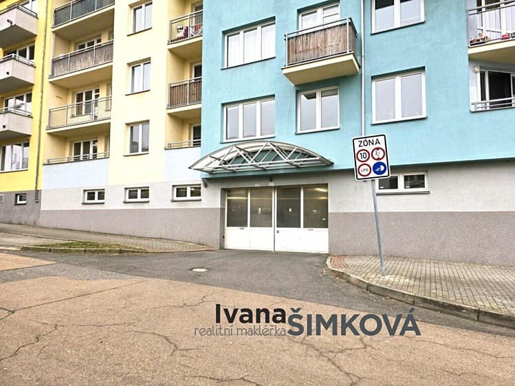 Prodej garážového stání 12 m²