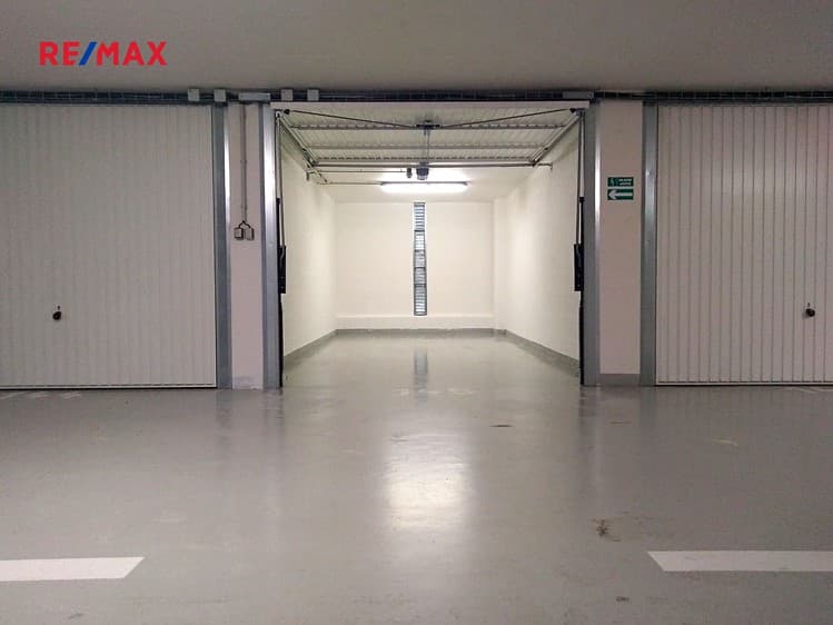 Pronájem garáže 17 m²