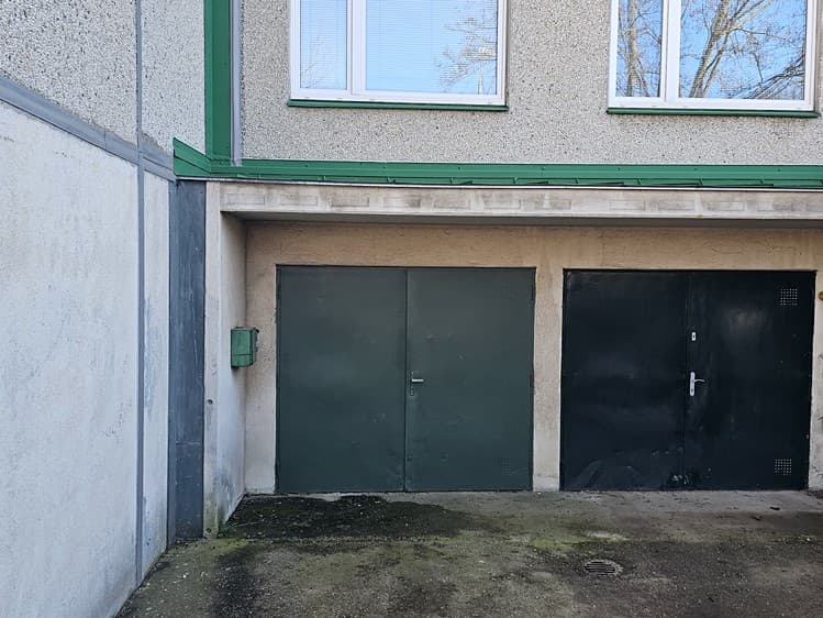 Pronájem garáže 15 m²