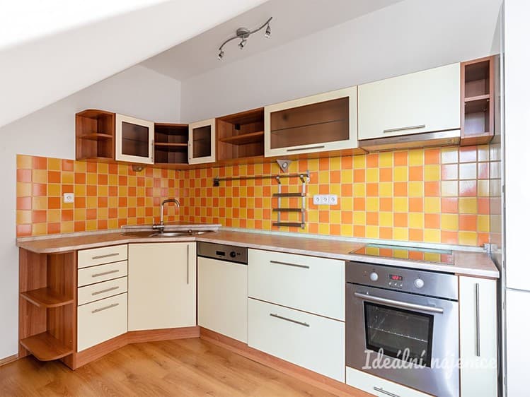 Pronájem bytu 2+1 63 m²