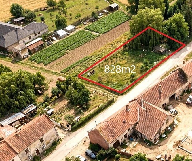 Prodej stavebního pozemku 828 m²