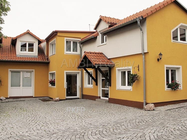 Pronájem kanceláře 53 m²