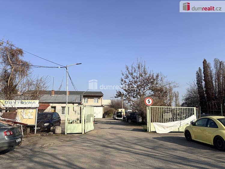 Pronájem skladového prostoru 30 m²