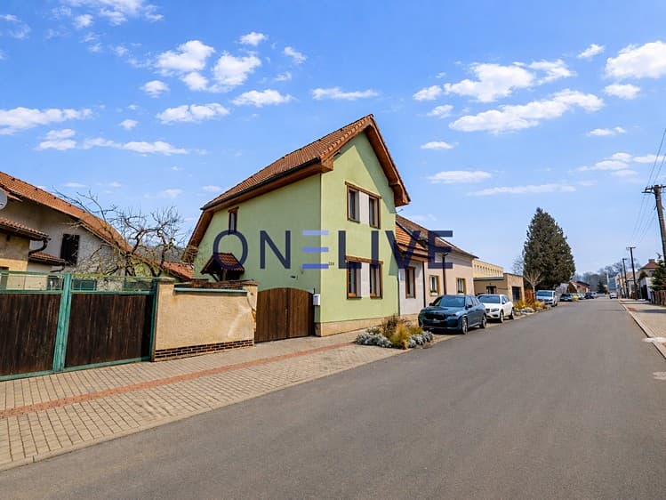 Prodej rodinného domu 112 m², pozemek 256 m²
