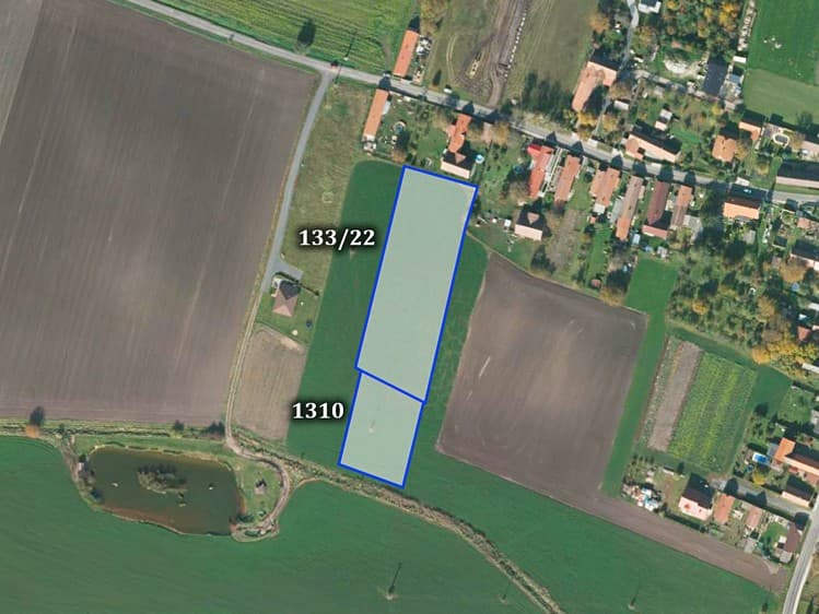 Prodej stavebního pozemku 8 292 m²