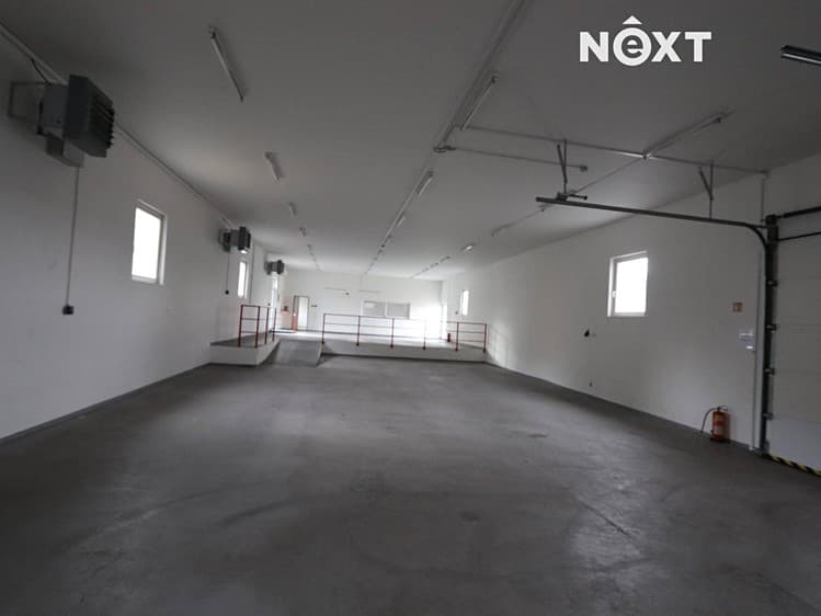 Pronájem obchodního prostoru 441 m²