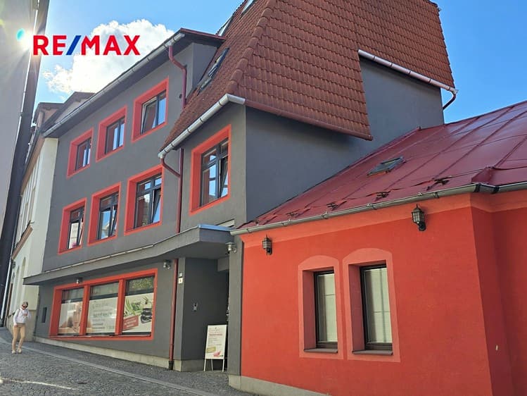 Pronájem specifického typu nemovitosti 144 m²