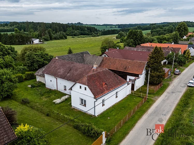Prodej rodinného domu 88 m², pozemek 1 450 m²