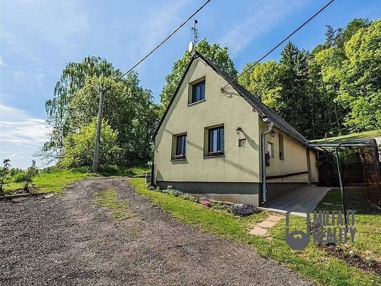 Pronájem rodinného domu 94 m², pozemek 1 116 m²