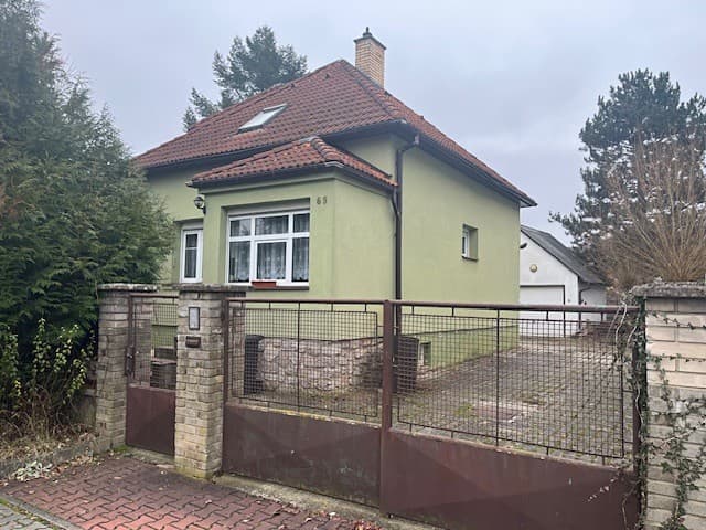 Pronájem rodinného domu 150 m², pozemek 732 m²
