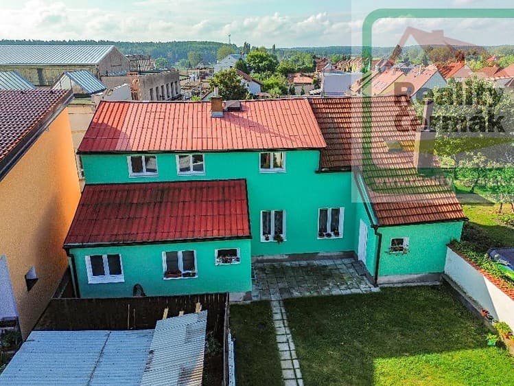Pronájem rodinného domu 224 m², pozemek 346 m²