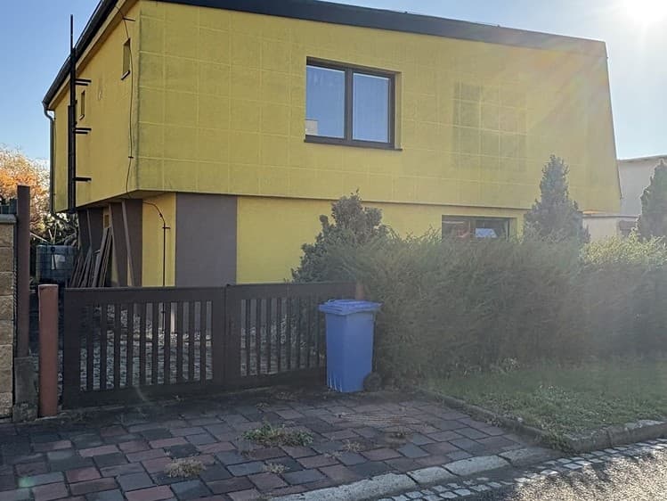 Pronájem rodinného domu 70 m², pozemek 1 098 m²