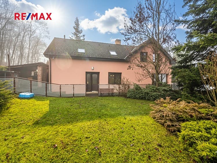 Pronájem rodinného domu 150 m², pozemek 684 m²
