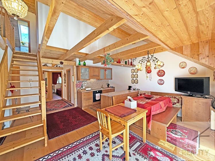 Prodej bytu 4+kk 88 m² (Mezonet)