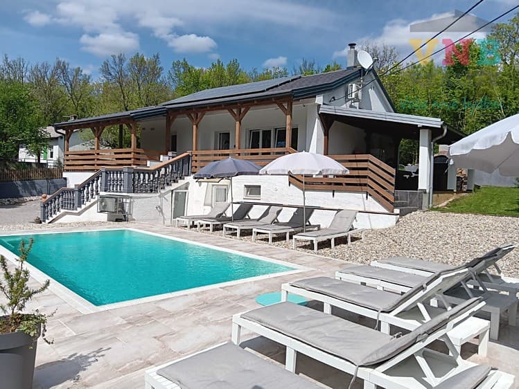 Prodej apartmánů 180 m²