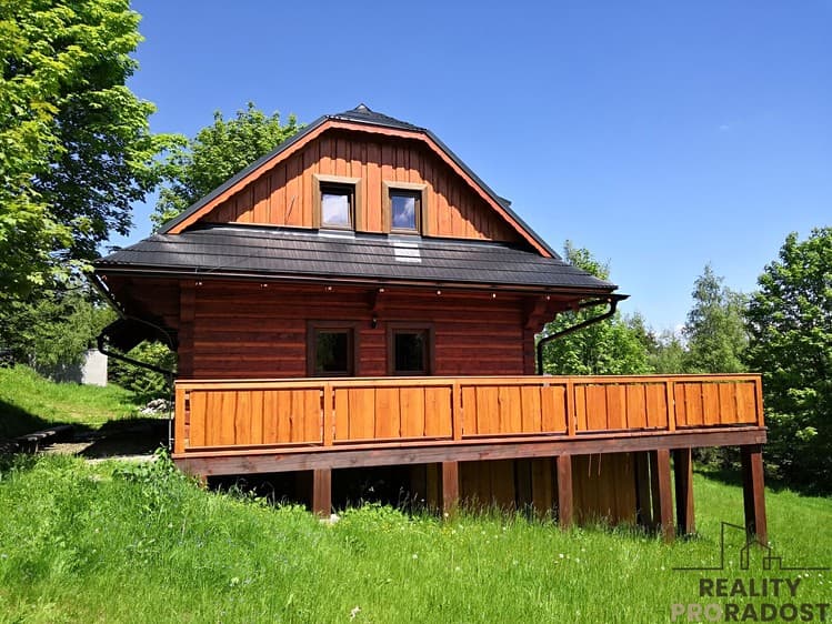 Prodej chalupy 130 m², pozemek 1 083 m²