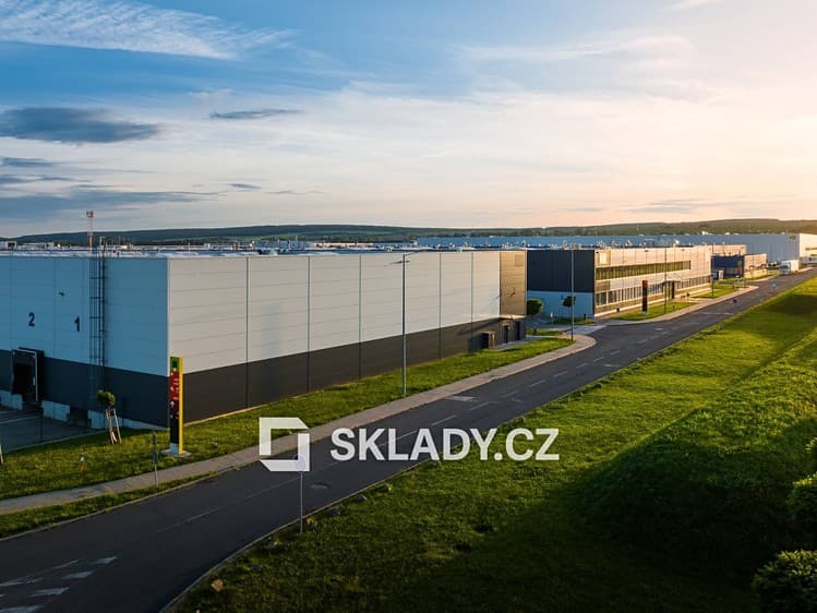Pronájem skladového prostoru 3 000 m²