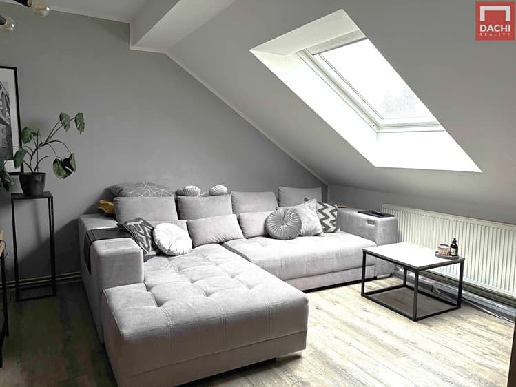 Prodej bytu 2+1 68 m² (Podkrovní)