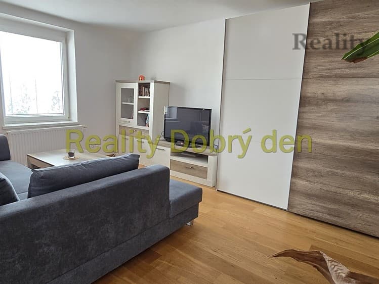 Pronájem bytu 1+kk 53 m²