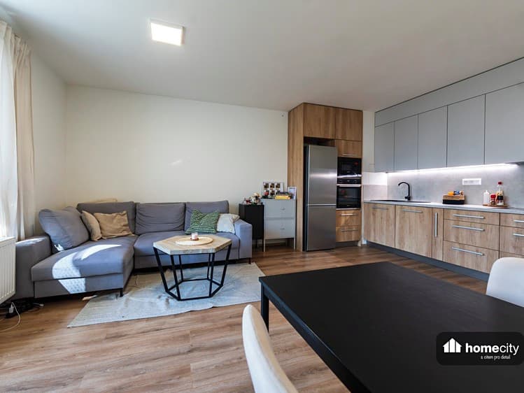 Pronájem bytu 2+kk 53 m²
