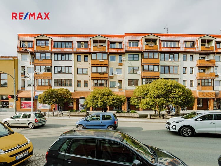 Pronájem bytu 1+1 43 m² (Jednopodlažní)