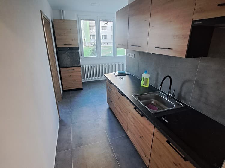 Pronájem bytu 4+1 84 m² (Jednopodlažní)