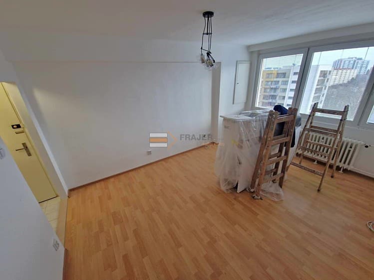 Pronájem bytu 1+kk 22 m²