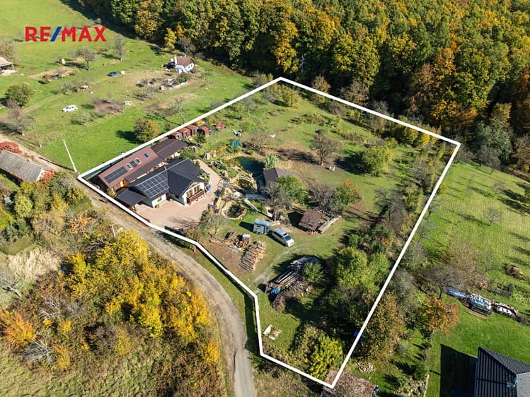 Prodej rodinného domu 120 m², pozemek 8 769 m²