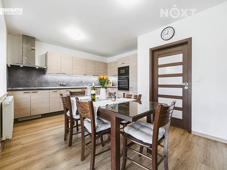 Prodej rodinného domu 220 m², pozemek 695 m²