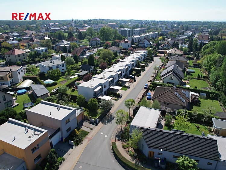 Prodej rodinného domu 141 m², pozemek 296 m²