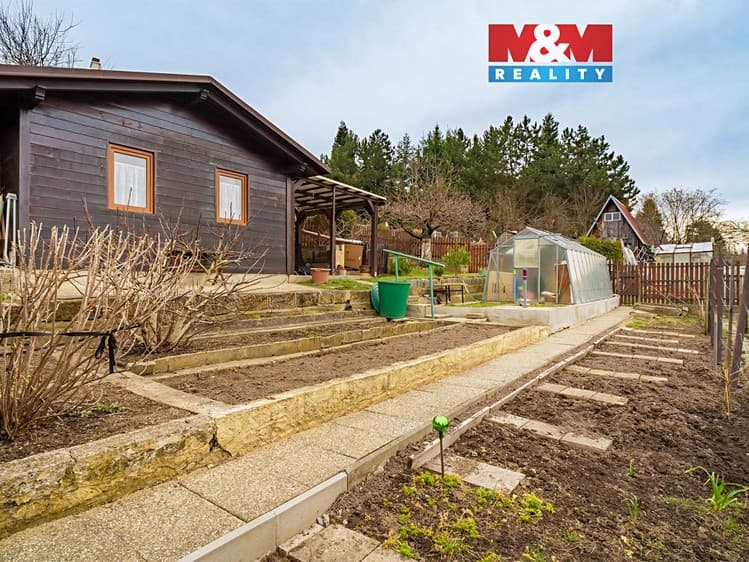 Prodej chaty 20 m², pozemek 332 m²