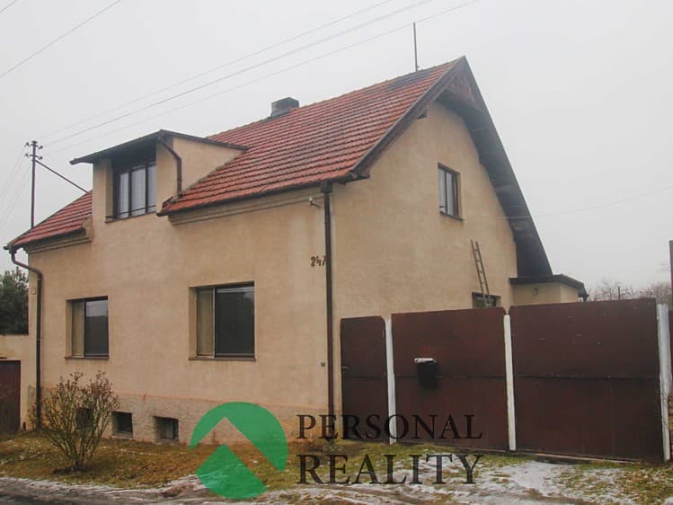 Prodej rodinného domu 156 m², pozemek 1 539 m²