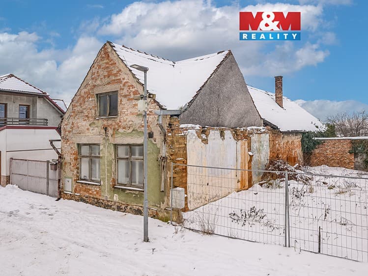 Prodej rodinného domu 77 m², pozemek 853 m²