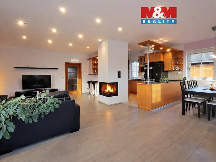 Prodej rodinného domu 165 m², pozemek 1 313 m²