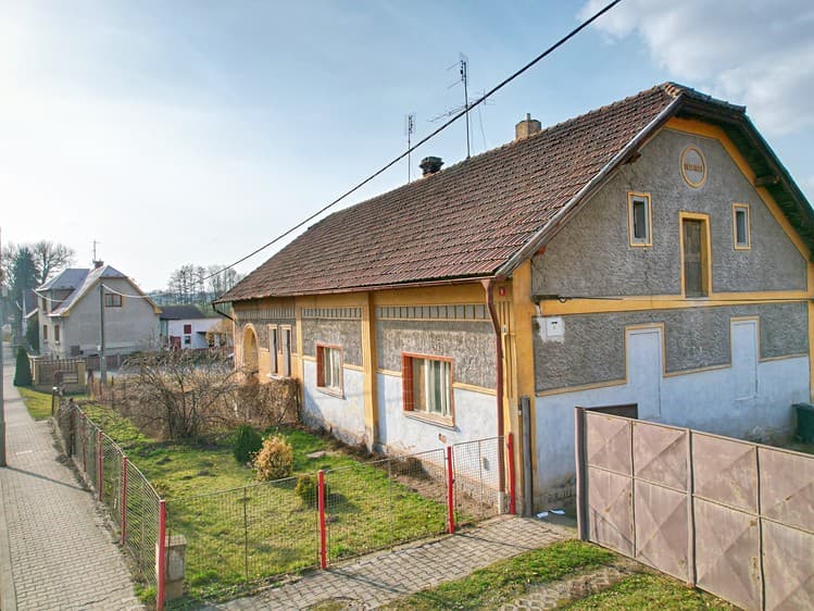 Prodej rodinného domu 105 m², pozemek 768 m²
