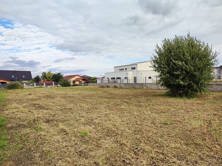 Prodej stavebního pozemku 1 551 m²