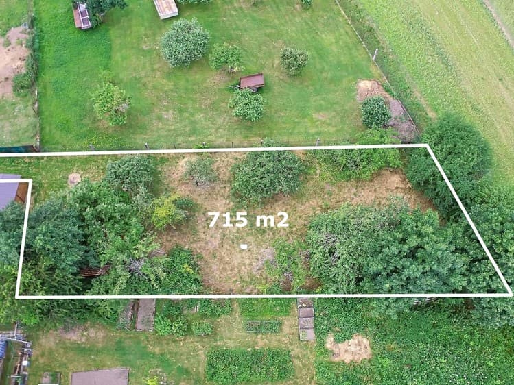 Prodej stavebního pozemku 715 m²