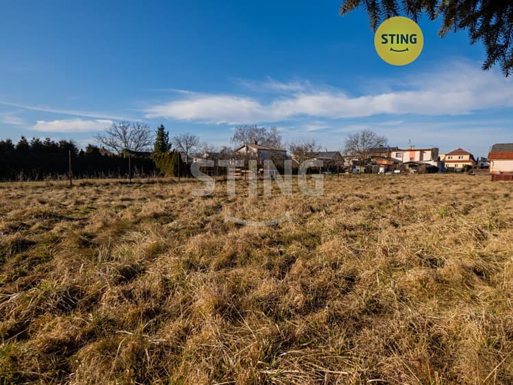 Prodej stavebního pozemku 828 m²