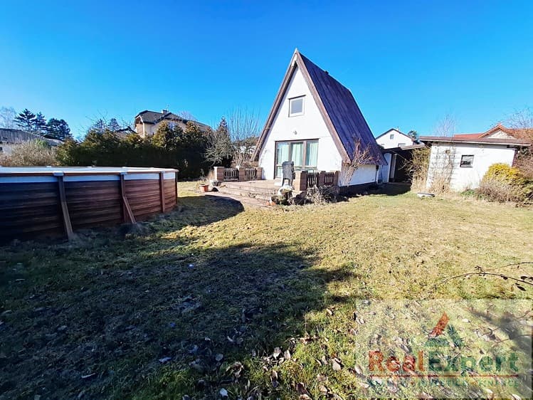 Prodej stavebního pozemku 721 m²