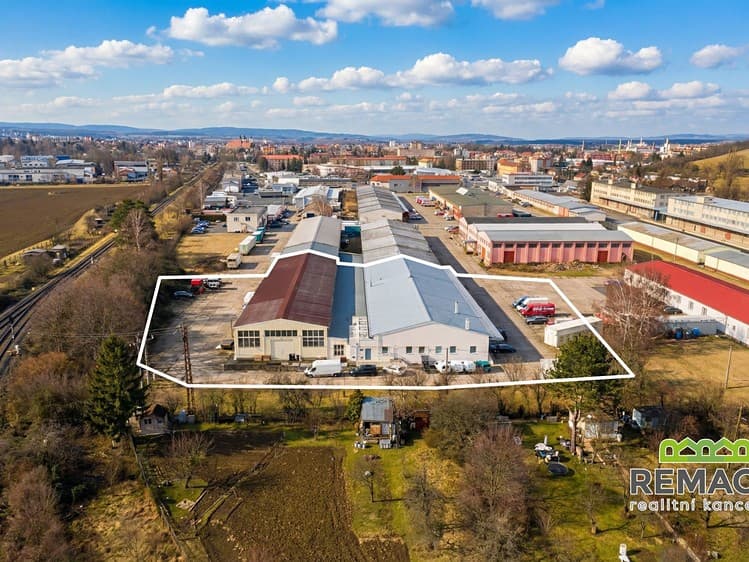 Prodej skladového prostoru 2 326 m²