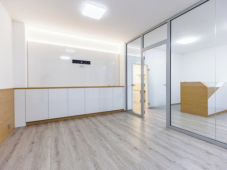Prodej kanceláře 65 m²